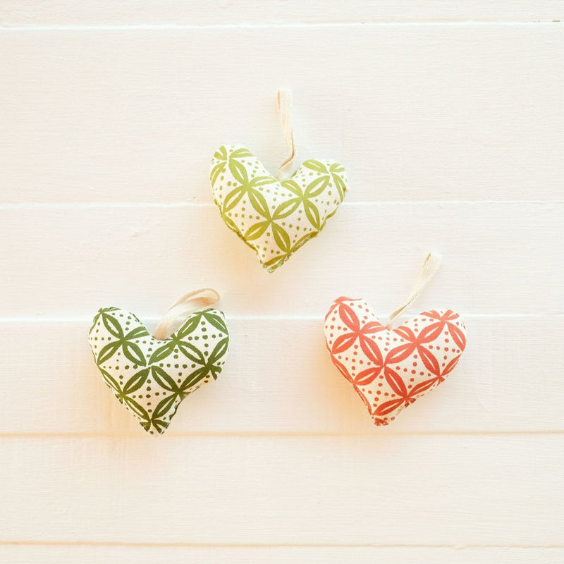 Handprinted Holiday Heart Ornament - Senibua