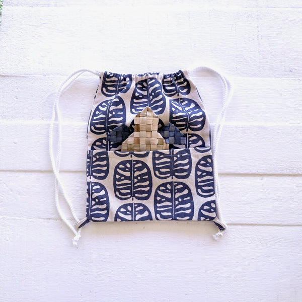 Fiji Friend Turtle Drawstring Bag
