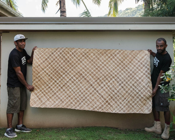 Solomon Islands Star - 110W x 215L cm