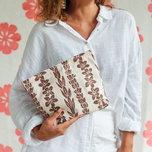 Large Pouch - Salusalu Print