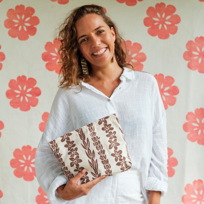 Large Pouch - Salusalu Print
