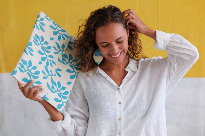 Oversized Clutch - Karisi Print