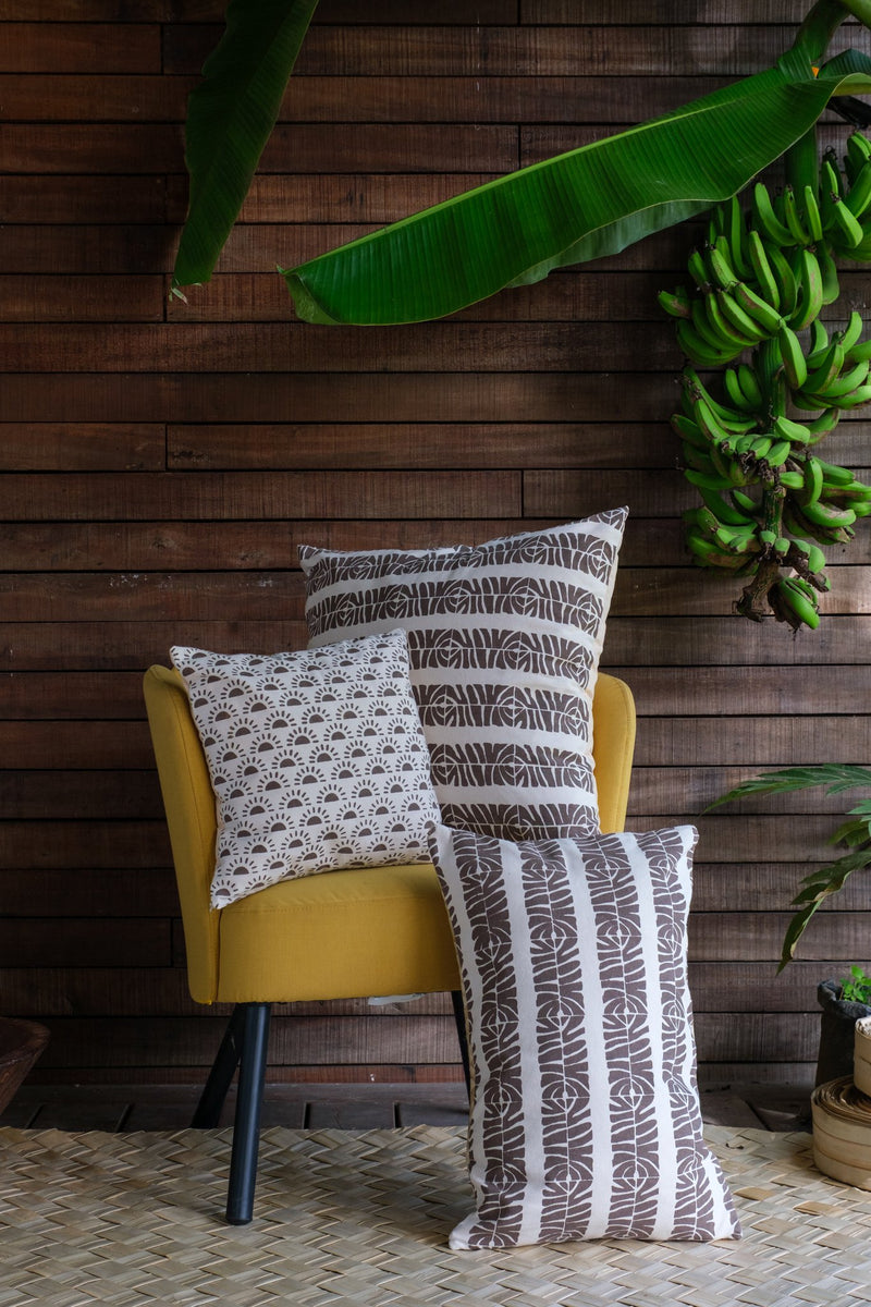 Medium Pillow Cover - Karisi Print