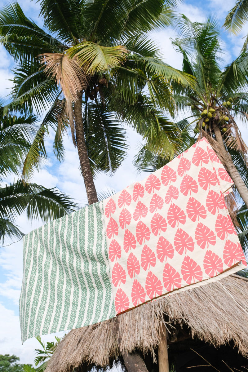 Handprinted Tablecloth - Laubu Levu Print, Draunimasi
