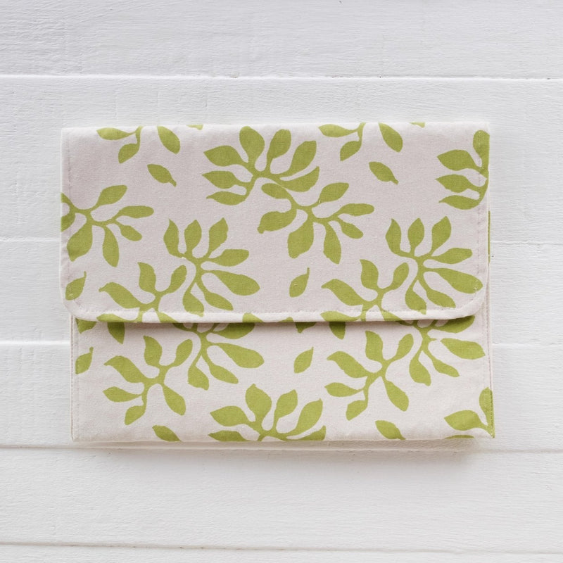 Oversized Clutch - Karisi Print