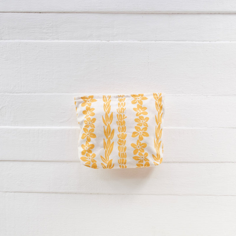 Large Pouch - Salusalu Print