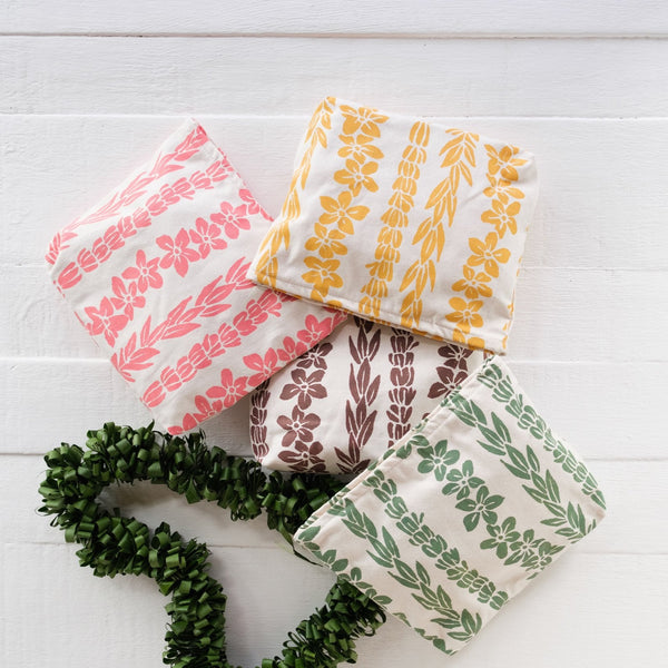 Large Pouch - Salusalu Print