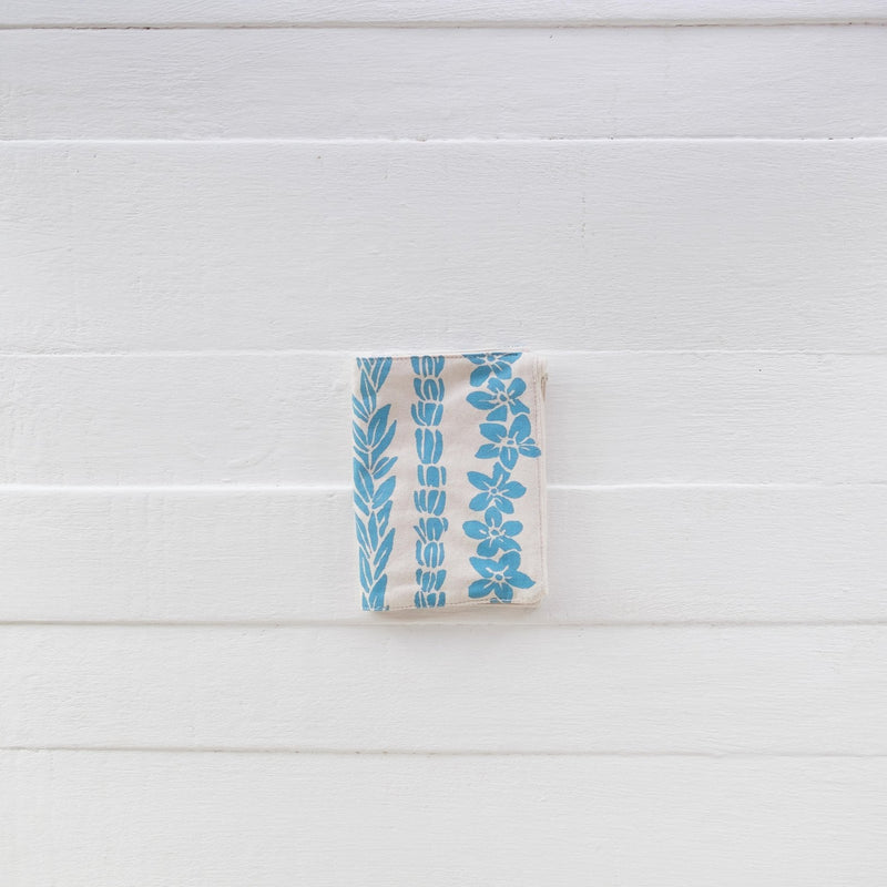 Wanderlust Traveler Gift Set