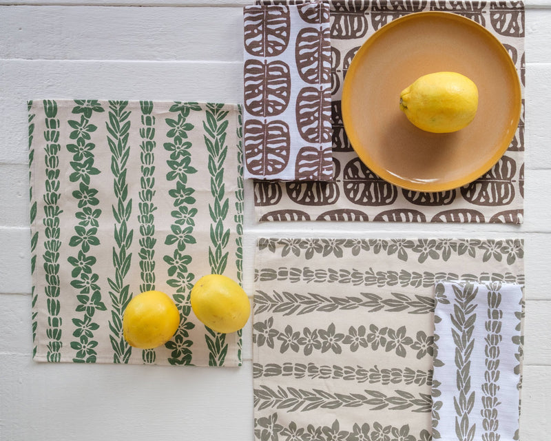 Canvas Table Runner - Salusalu Print