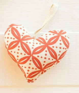 Handprinted Holiday Heart Ornament - Senibua