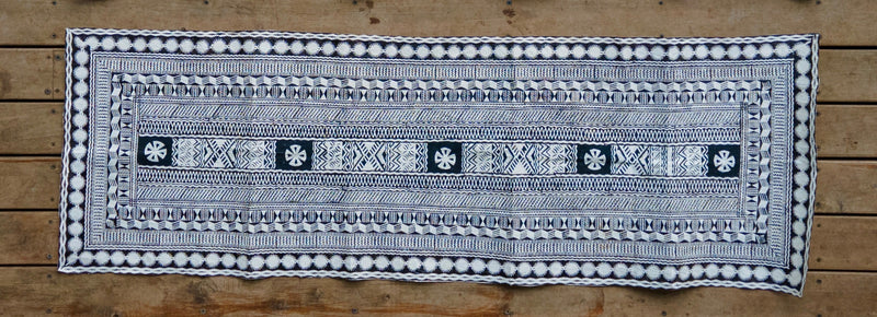 Handprinted Masi Wall Hanging - Nayau Island