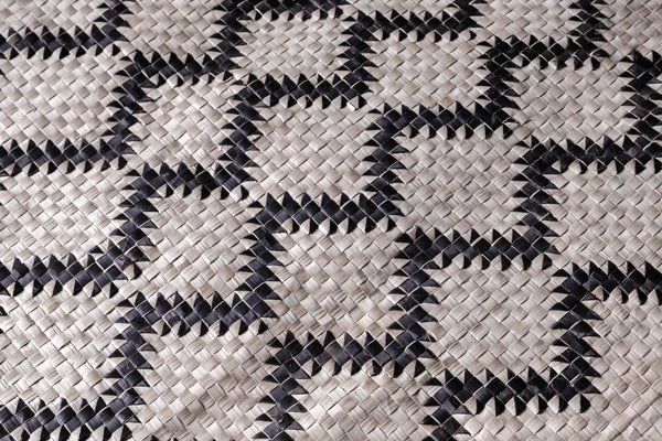 Suka Flower Papua Mat (268 x 255 cm)